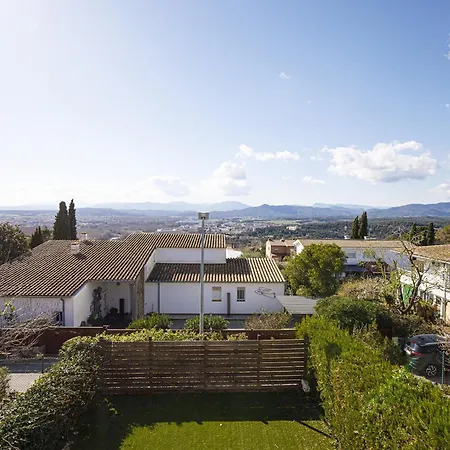 Casa Con Bonitas Vistas En Montjuic *